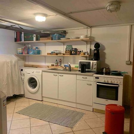 Апартаменты Souterrain Whg Im Einfamilienhaus -Zentral In Frankfurt Франкфурт-на-Майне Экстерьер фото