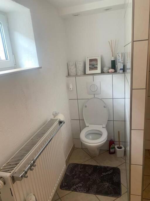 Апартаменты Souterrain Whg Im Einfamilienhaus -Zentral In Frankfurt Франкфурт-на-Майне Экстерьер фото